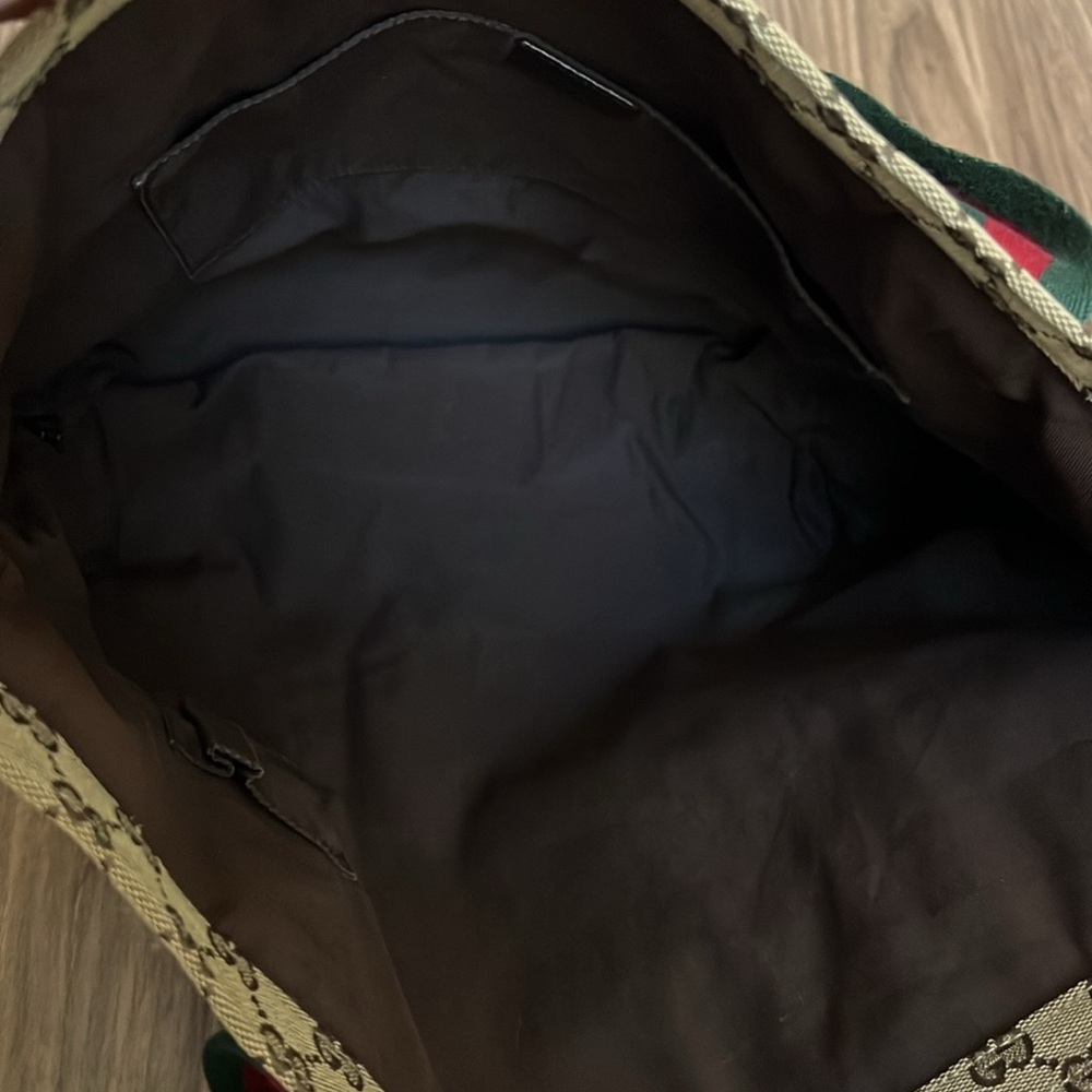 A307- 💯% authentic Gucci tote bag - Picture 15 of 16